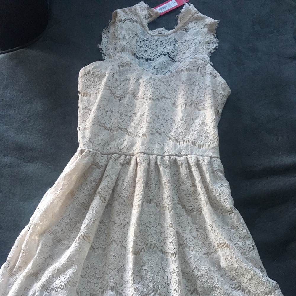 Lace dress